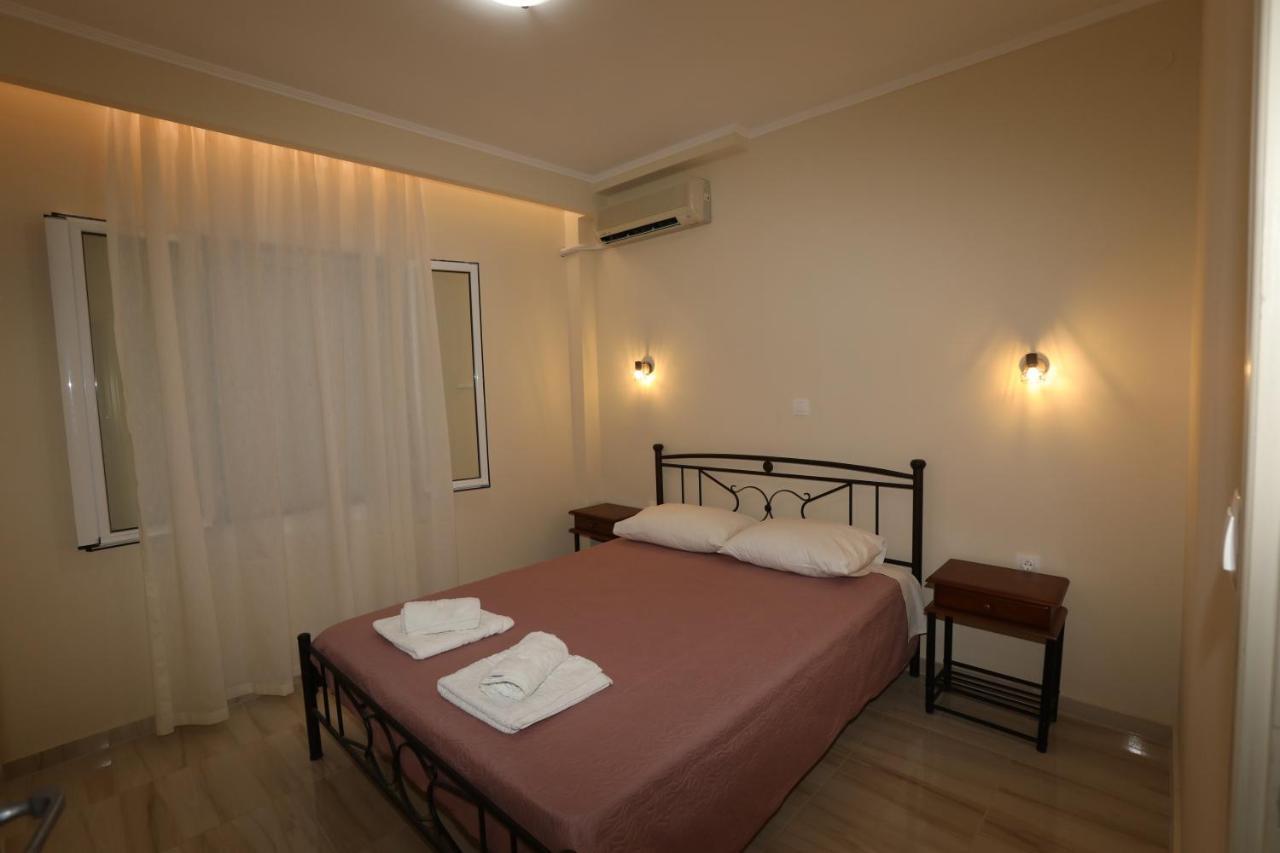 Angelos Apartments Lixouri Exterior foto